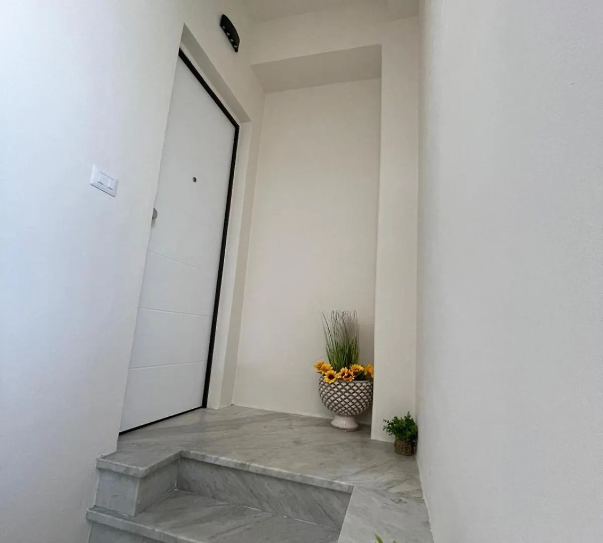Aurora House Villa Catania 0*,